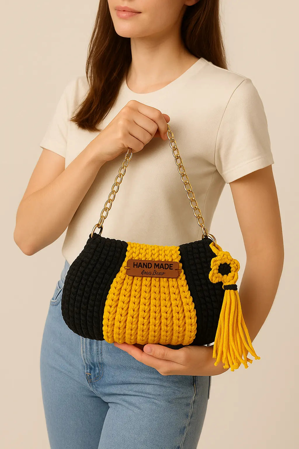 Handmade Crochet Shoulder Bag with Chain Strap| Polyester Yarn - Veyaro