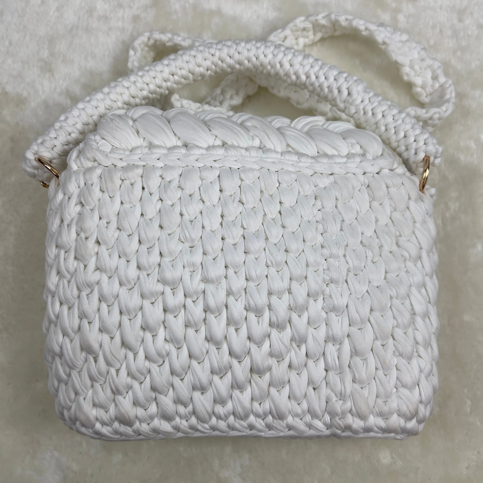 Handmade Crochet Clutch Bag with Chain Strap | Textured T-shirt Yarn Bag - Veyaro