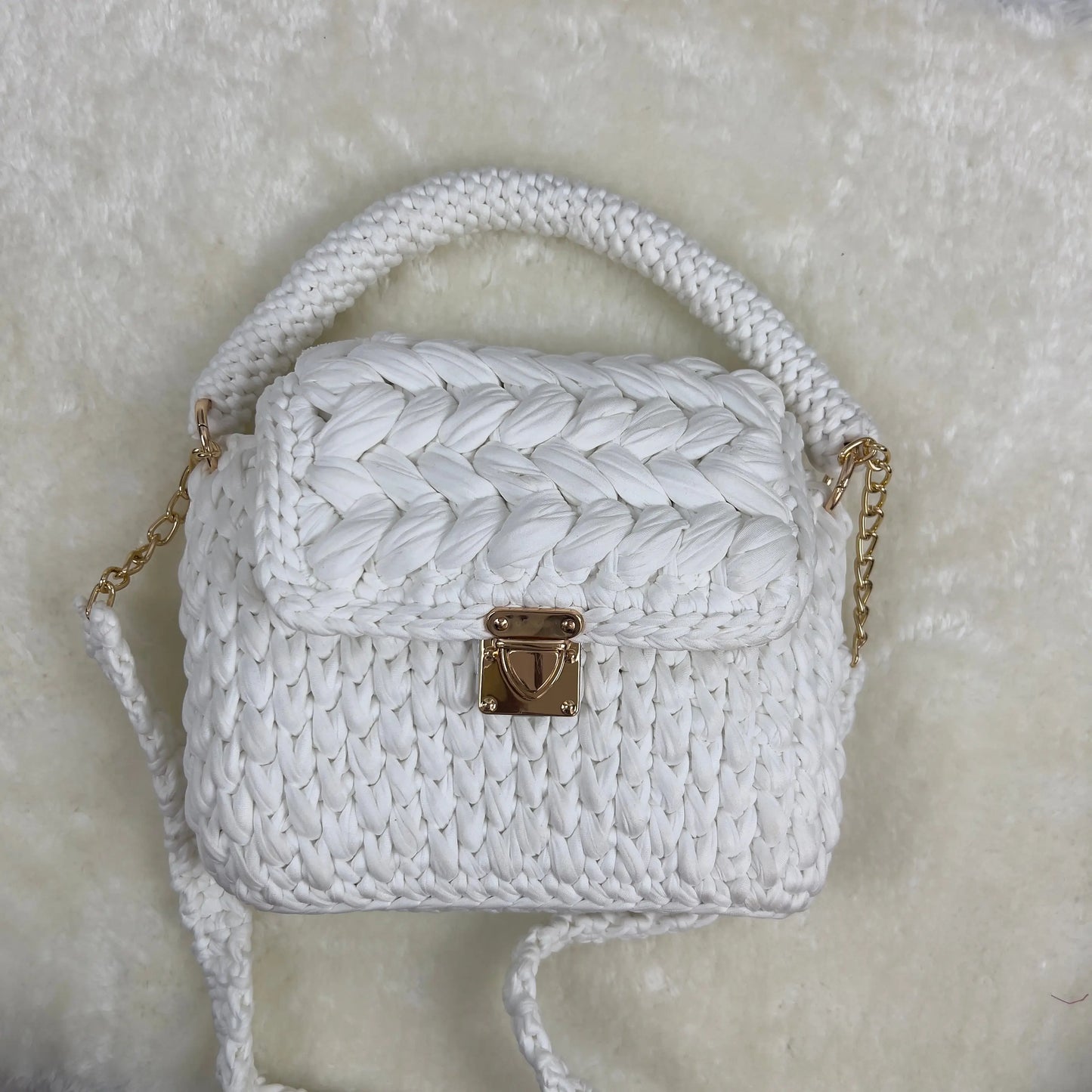 Handmade Crochet Clutch Bag with Chain Strap | Textured T-shirt Yarn Bag - Veyaro