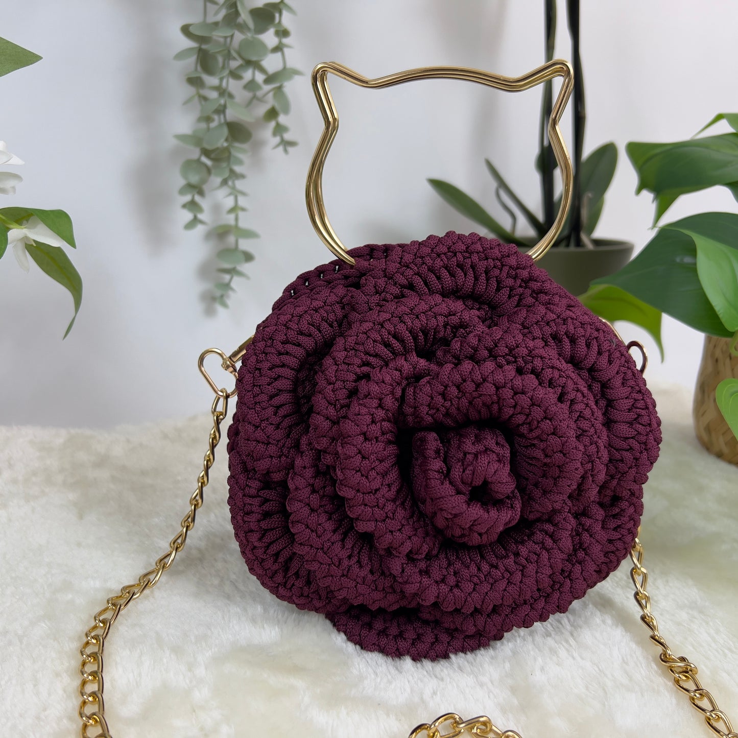 Veyaro Elegant Hand-crafted crochet Bag