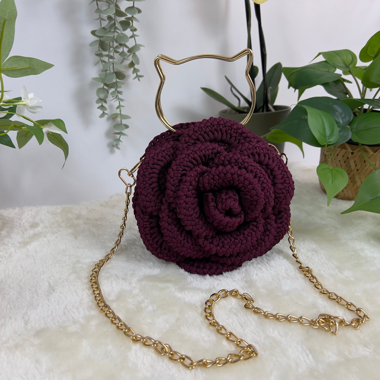 Veyaro Elegant Hand-crafted crochet Bag
