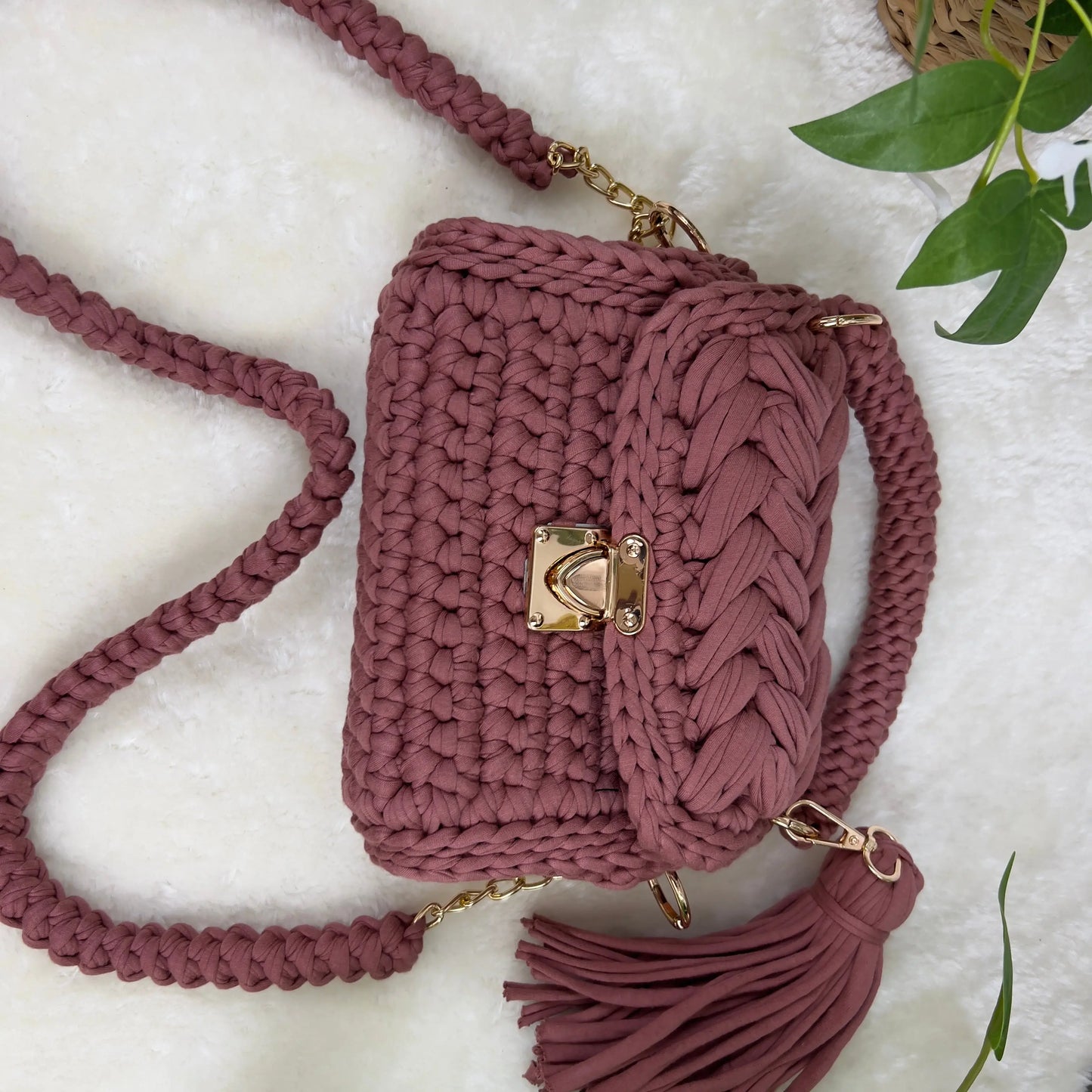 VEYARO Handmade Crochet Shoulder Bag for Women | Textured T-shirt Yarn Bag - Veyaro