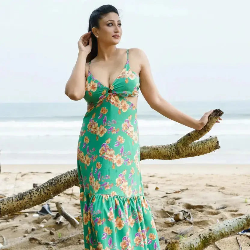 Tropical Cut-Out Maxi Dress – Green Hibiscus Veyaro