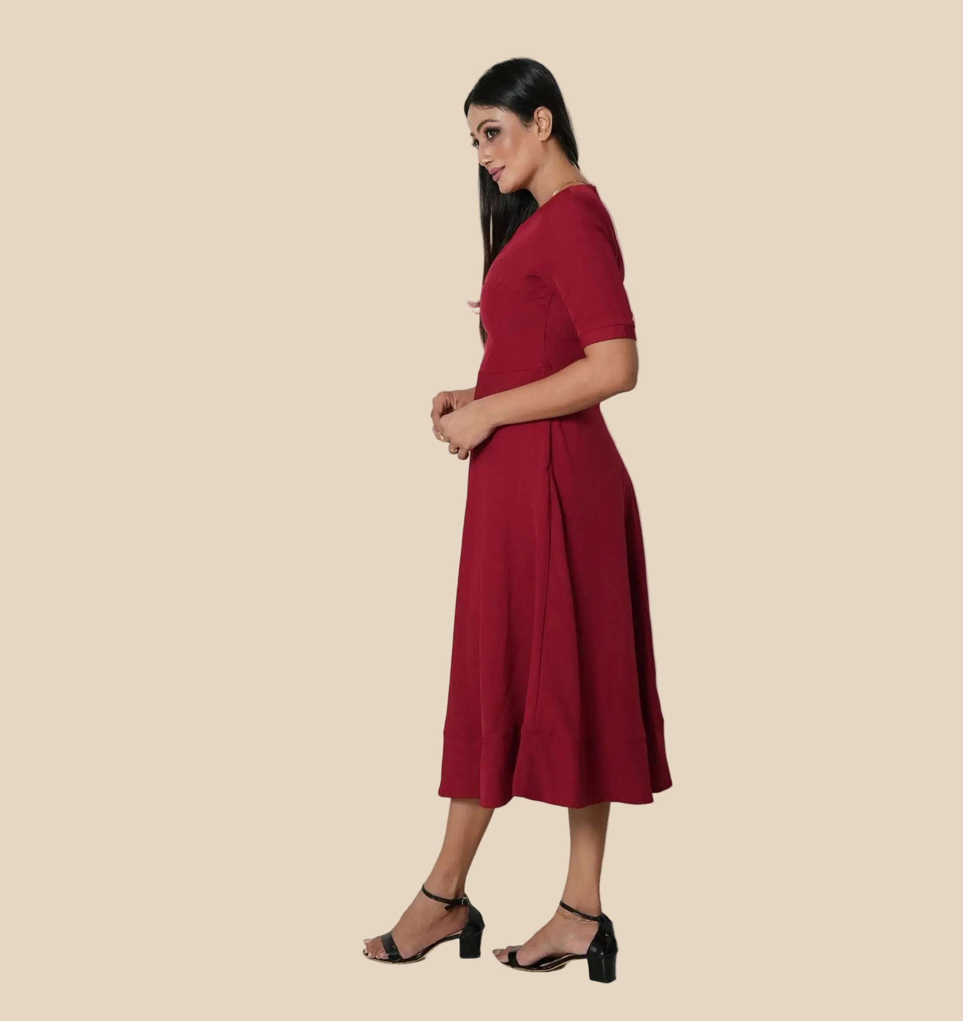 Veyaro V-Neck Maxi Dress -Maroon| -Veyaro